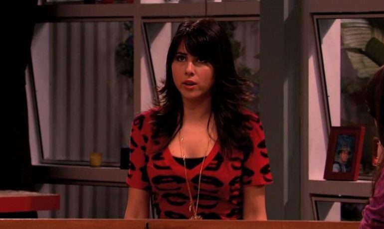 victorious, daniella monet, nickelodeon, victorious sexualized scene